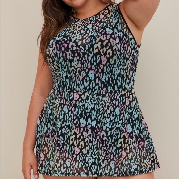 Torrid Underwire Short Mesh Overlay Swim Dress with Size 0-C/D - Picture 8 of 8